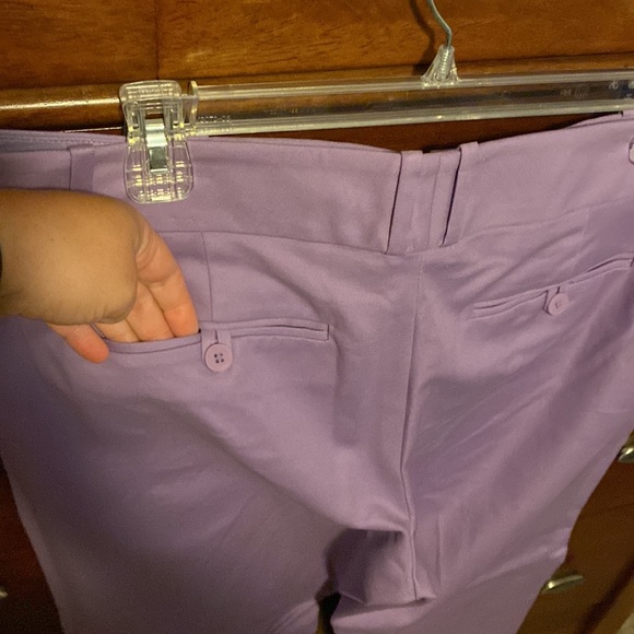 Love these cropped ankle pants 🌸 bundle and save - Picture 3 of 6